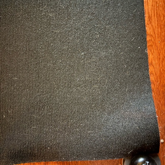 Ruggable 3 by 5 Velcro Base - Picture 2 of 2